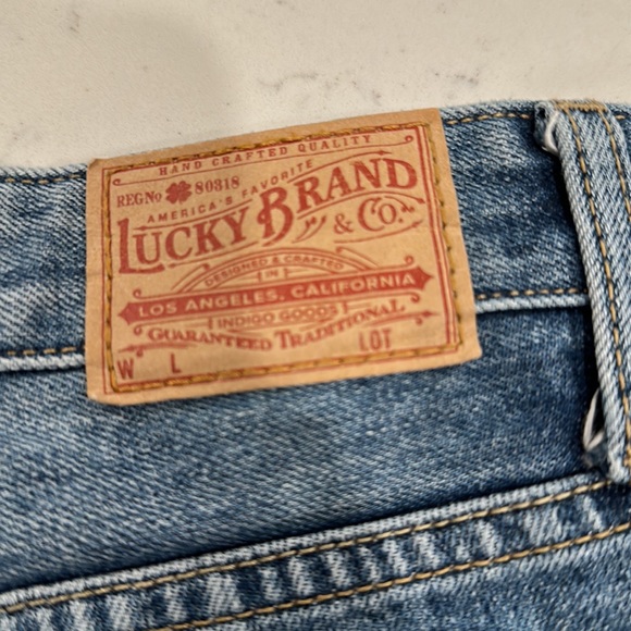 Lucky Brand High Rise Jean Short - Picture 3 of 5
